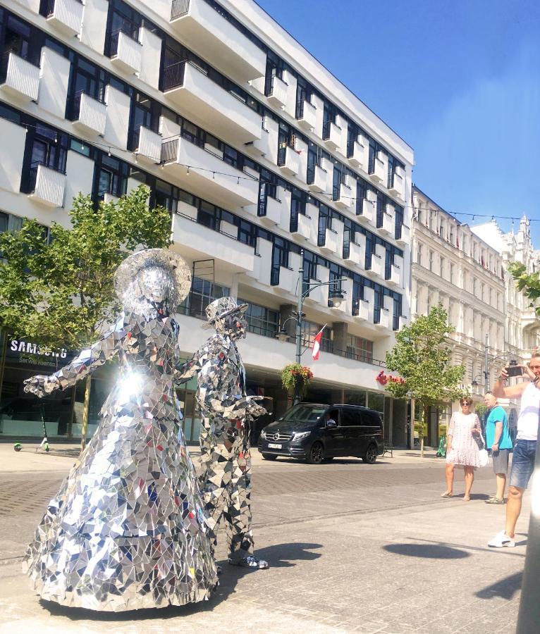 Apartament I Love Piotrkowska Z Wielkim Lustrem, Balkonem I Klimatyzacja Łódź Dış mekan fotoğraf